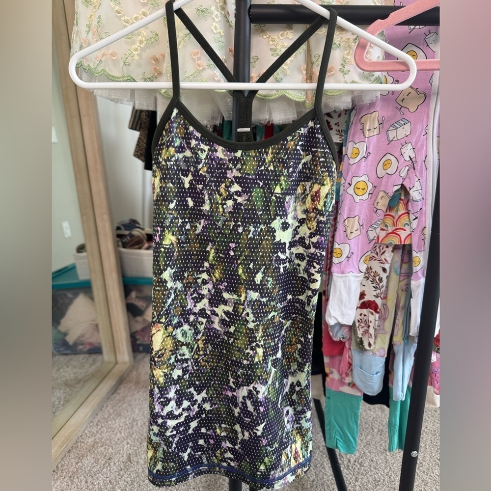 Lululemon Power Y Tank - Picture 3 of 4